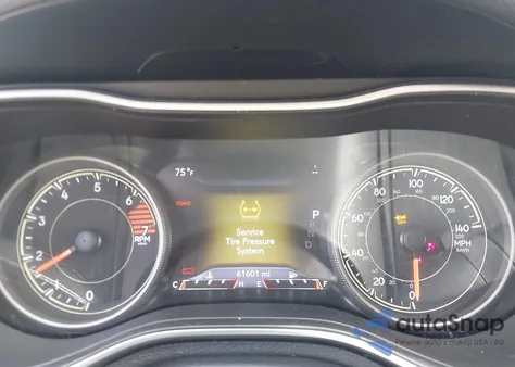 2023 Jeep Cherokee Altitude Lux 4X4 z USA, uszkodzony, nr VIN 1C4PJMMB4PD115038